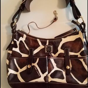 Dooney & Bourke Giraffe Lock Logo Leather Hobo Shoulder Bag.